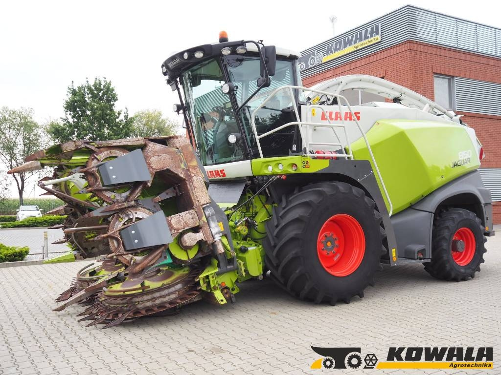 Claas Jaguar 850 4WD + Orbis 600 SD - 饲料收割机:图1 Claas Jaguar 850 4WD + Orbis 600 SD - 饲料收割机:图1