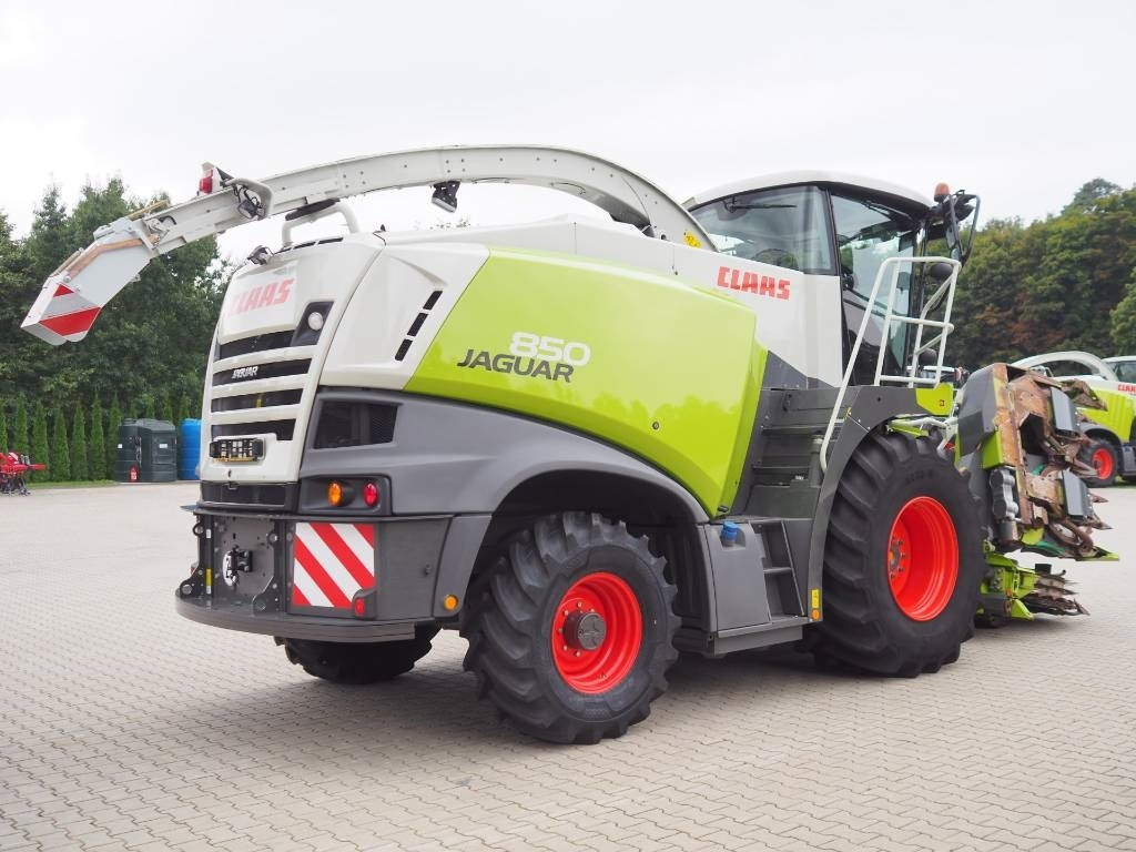 Claas Jaguar 850 4WD + Orbis 600 SD - 饲料收割机:图3 Claas Jaguar 850 4WD + Orbis 600 SD - 饲料收割机:图3