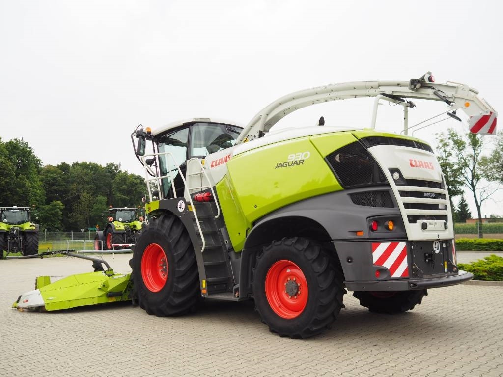 Claas Jaguar 930 + Orbis 600 SD - 饲料收割机:图2 Claas Jaguar 930 + Orbis 600 SD - 饲料收割机:图2