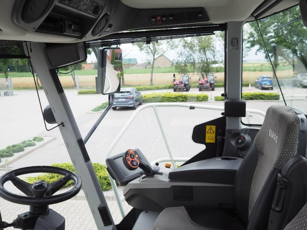 Claas Jaguar 940 4WD - 饲料收割机:图5 Claas Jaguar 940 4WD - 饲料收割机:图5