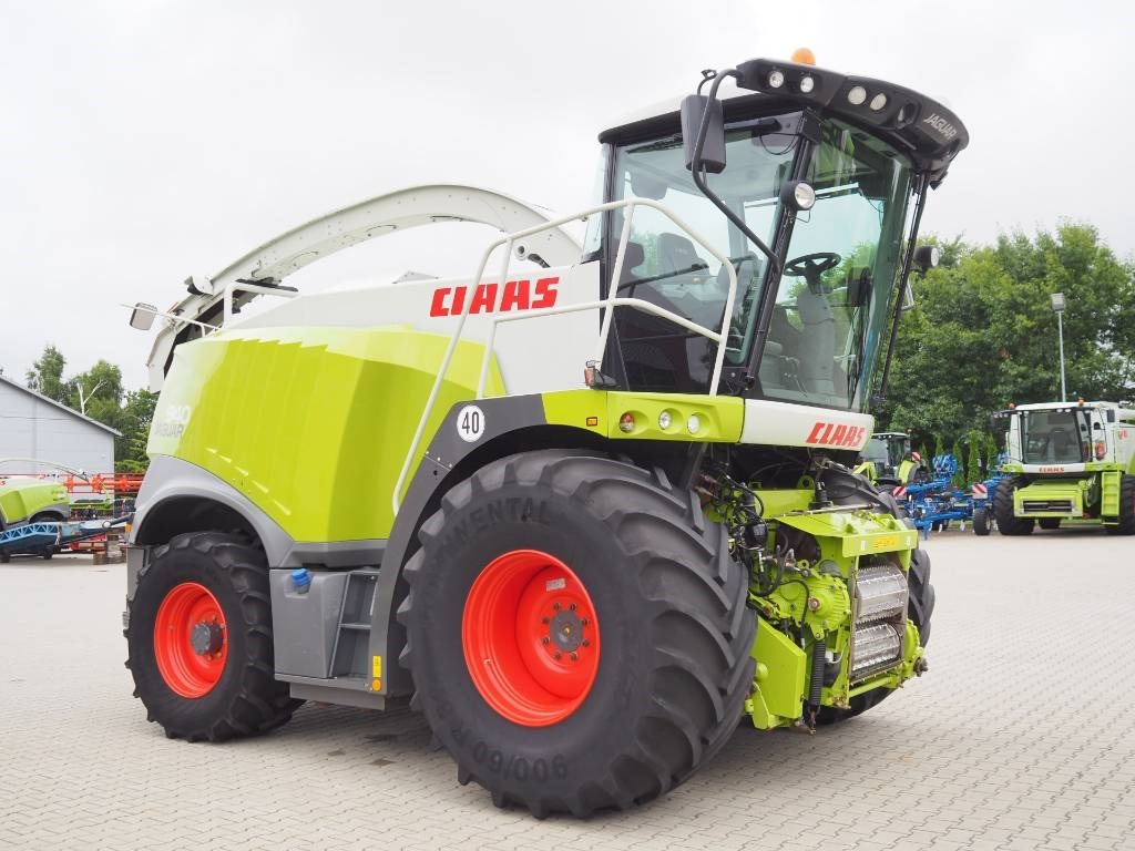 Claas Jaguar 940 4WD - 饲料收割机:图4 Claas Jaguar 940 4WD - 饲料收割机:图4