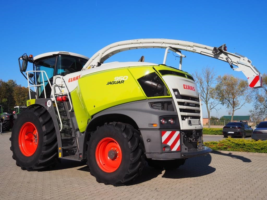 Claas Jaguar 950 4x4 - 饲料收割机:图2 Claas Jaguar 950 4x4 - 饲料收割机:图2
