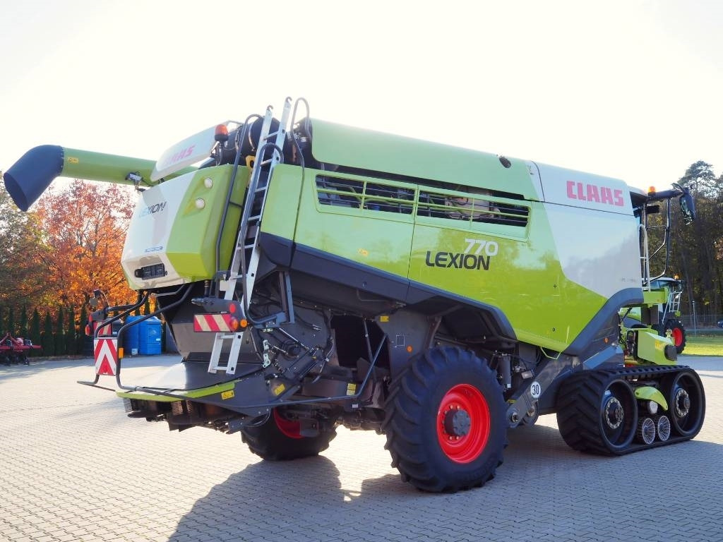 Claas Lexion 770TT 4x4 + V1200  - 联合收割机:图3 Claas Lexion 770TT 4x4 + V1200  - 联合收割机:图3