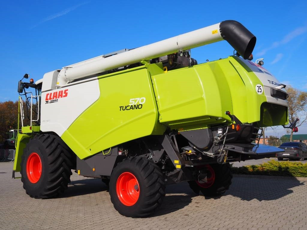 Claas Tucano 570 GPS + V770  - 联合收割机:图2 Claas Tucano 570 GPS + V770  - 联合收割机:图2