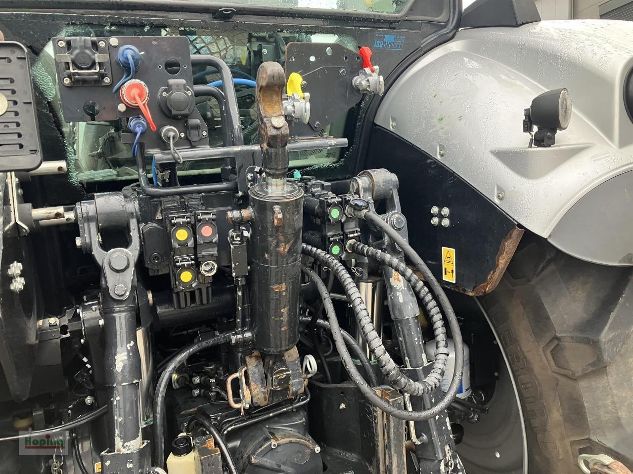 Deutz-Fahr 6185 Agrotron TTV Vo - 拖拉机:图4 Deutz-Fahr 6185 Agrotron TTV Vo - 拖拉机:图4