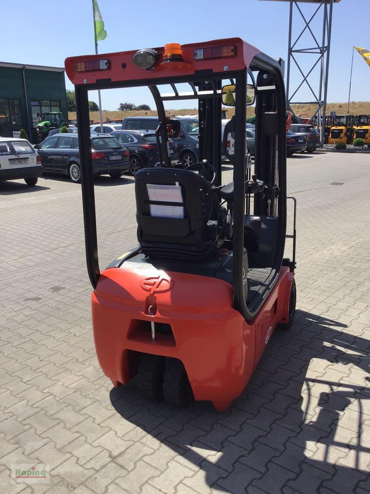 EP Equipment TDL201 - 电动叉车:图4 EP Equipment TDL201 - 电动叉车:图4