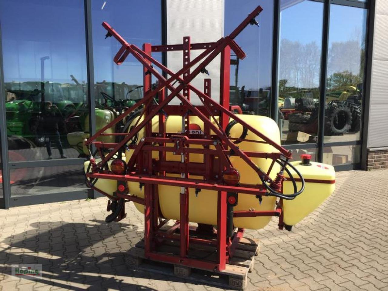 Hardi NK SB 800L - 拖拉机悬挂式喷雾机:图2 Hardi NK SB 800L - 拖拉机悬挂式喷雾机:图2
