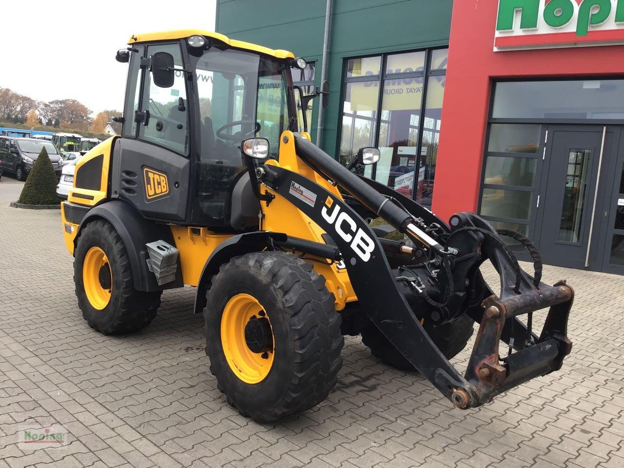 JCB 409 - 轮式装载机:图1 JCB 409 - 轮式装载机:图1