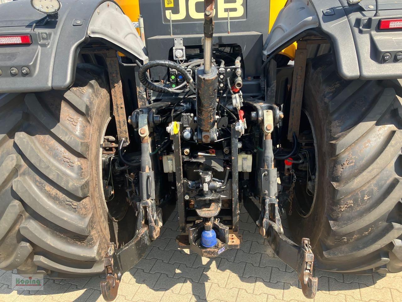 JCB 4220 - 拖拉机:图4 JCB 4220 - 拖拉机:图4