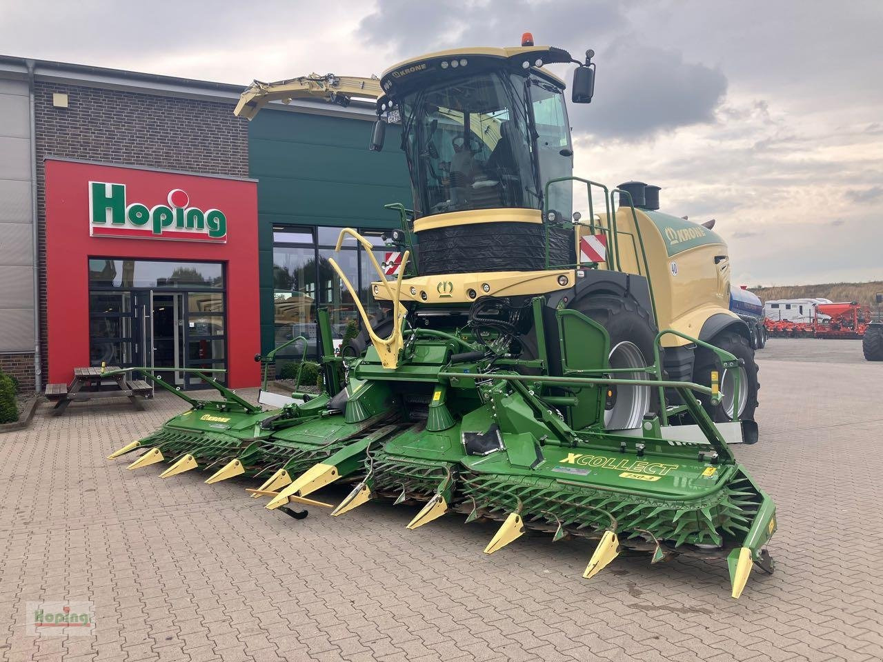 Krone Big X 780 - 饲料收割机:图1 Krone Big X 780 - 饲料收割机:图1