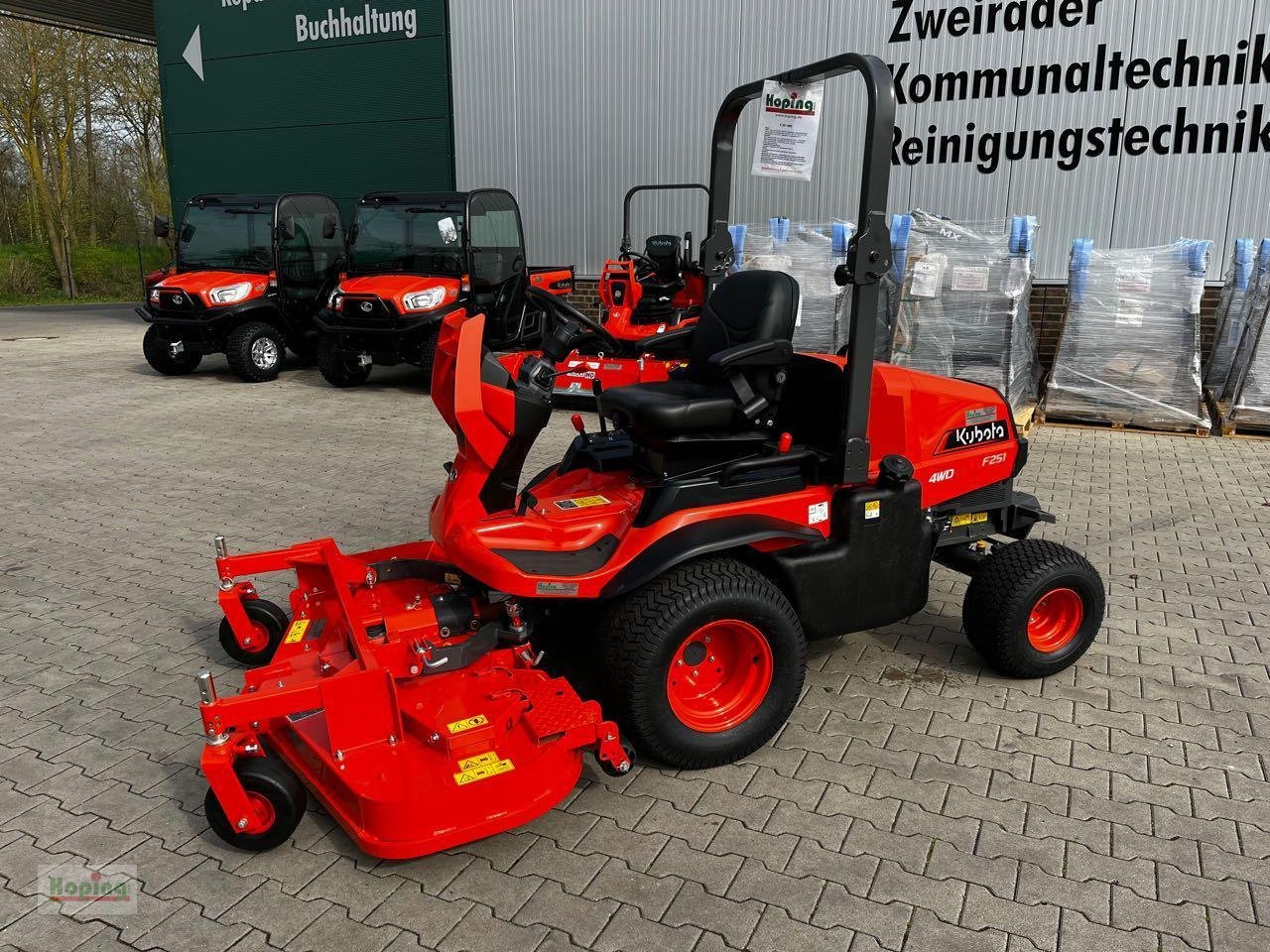 Kubota F 251 AWD - 园林割草机:图2 Kubota F 251 AWD - 园林割草机:图2