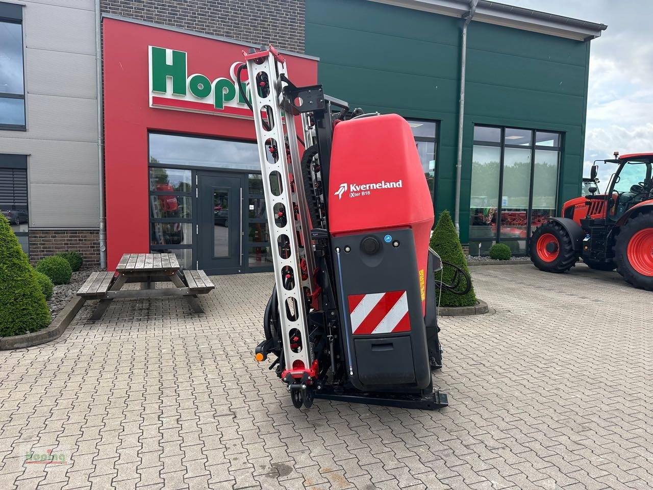 Kverneland IXter B18 1.800 iXsray - 拖拉机悬挂式喷雾机:图1 Kverneland IXter B18 1.800 iXsray - 拖拉机悬挂式喷雾机:图1