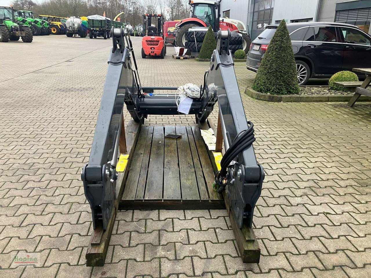 Stoll FZ 41-25 - 牵引车前端装载机:图2 Stoll FZ 41-25 - 牵引车前端装载机:图2