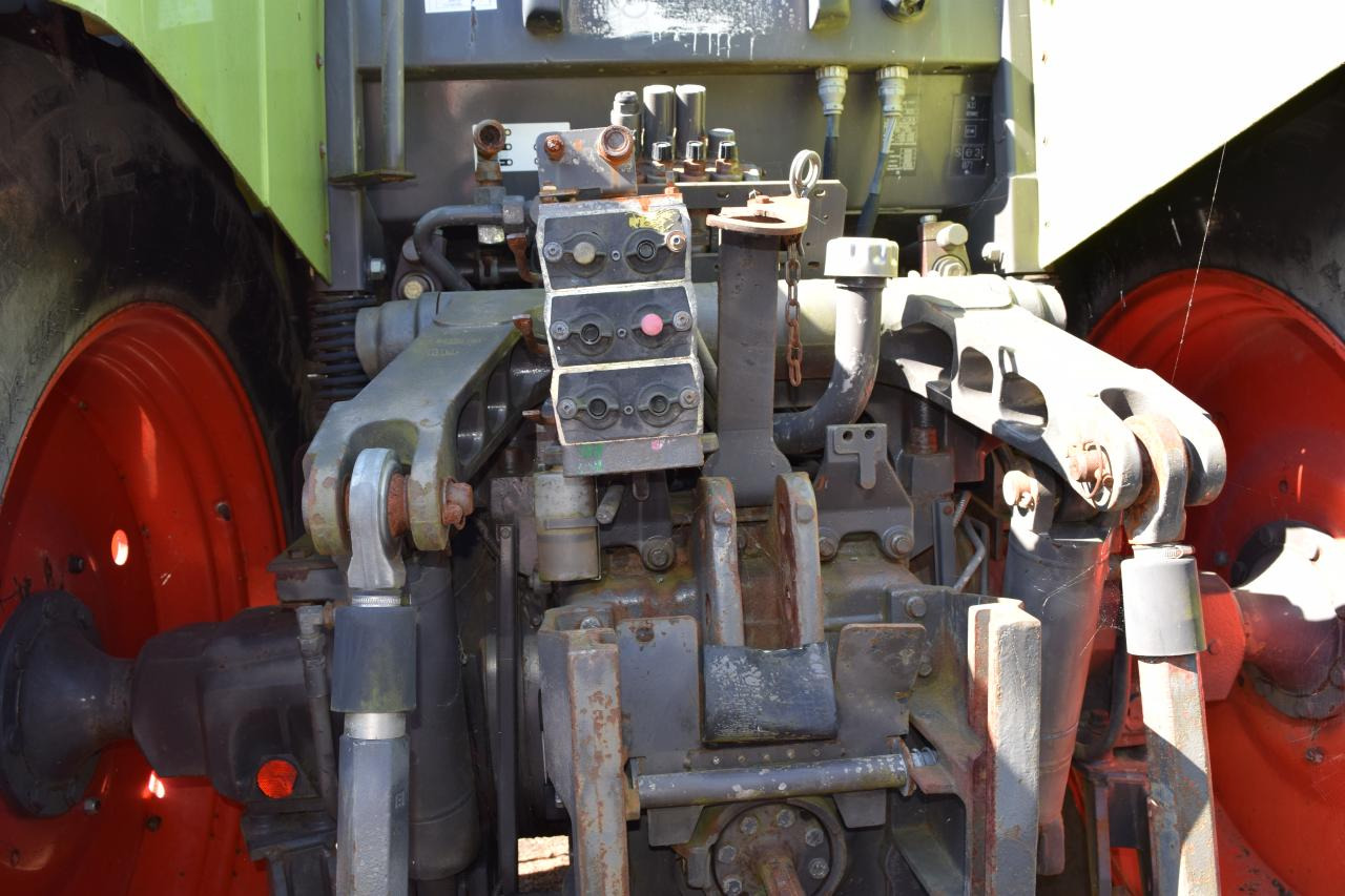 CLAAS Ares 826 RZ - 拖拉机:图5 CLAAS Ares 826 RZ - 拖拉机:图5