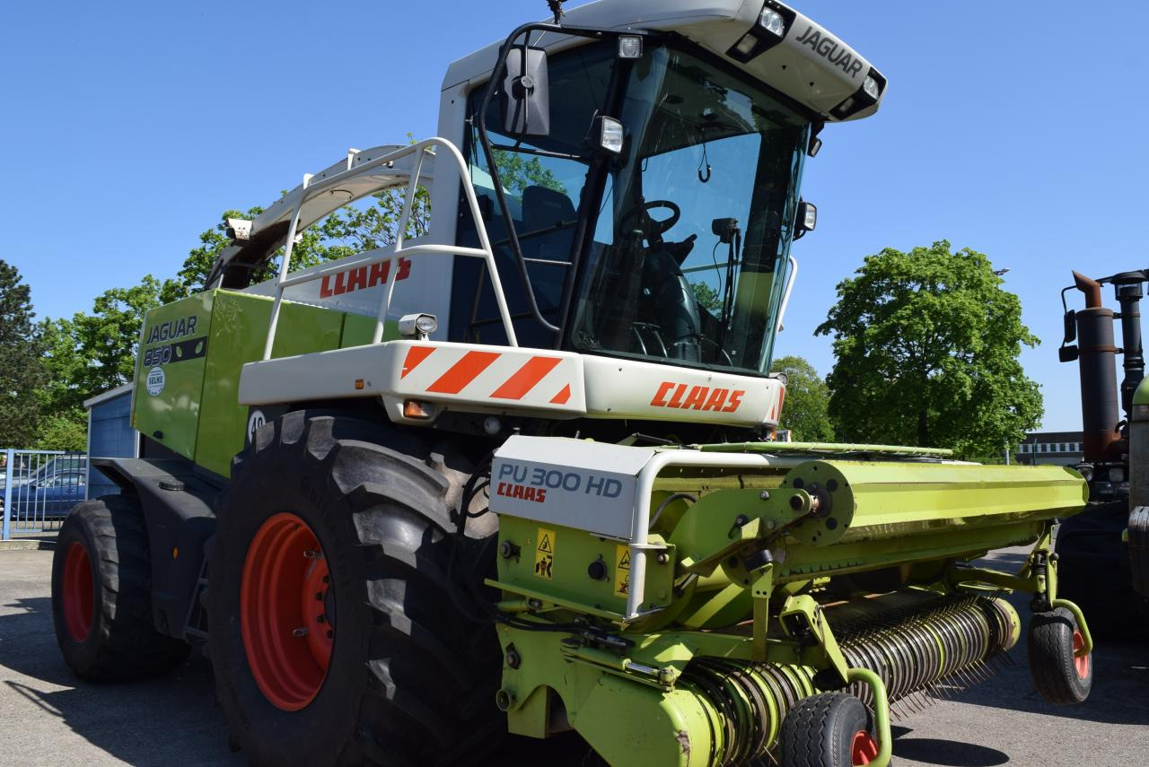 CLAAS Jaguar 850 Speedstar - 饲料收割机:图1 CLAAS Jaguar 850 Speedstar - 饲料收割机:图1