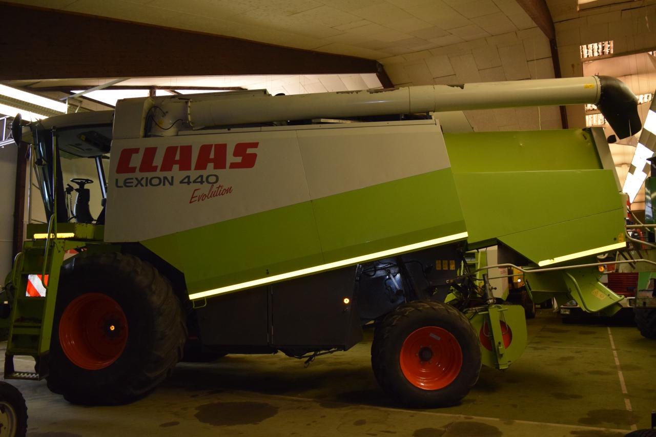 CLAAS Lexion 440 Evolution - 联合收割机:图3 CLAAS Lexion 440 Evolution - 联合收割机:图3