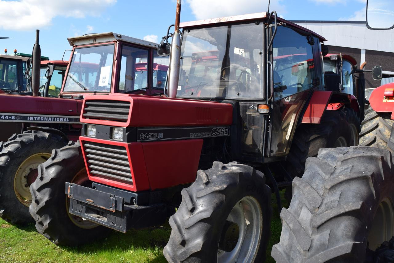 Case-IH 844 XL - 拖拉机:图2 Case-IH 844 XL - 拖拉机:图2