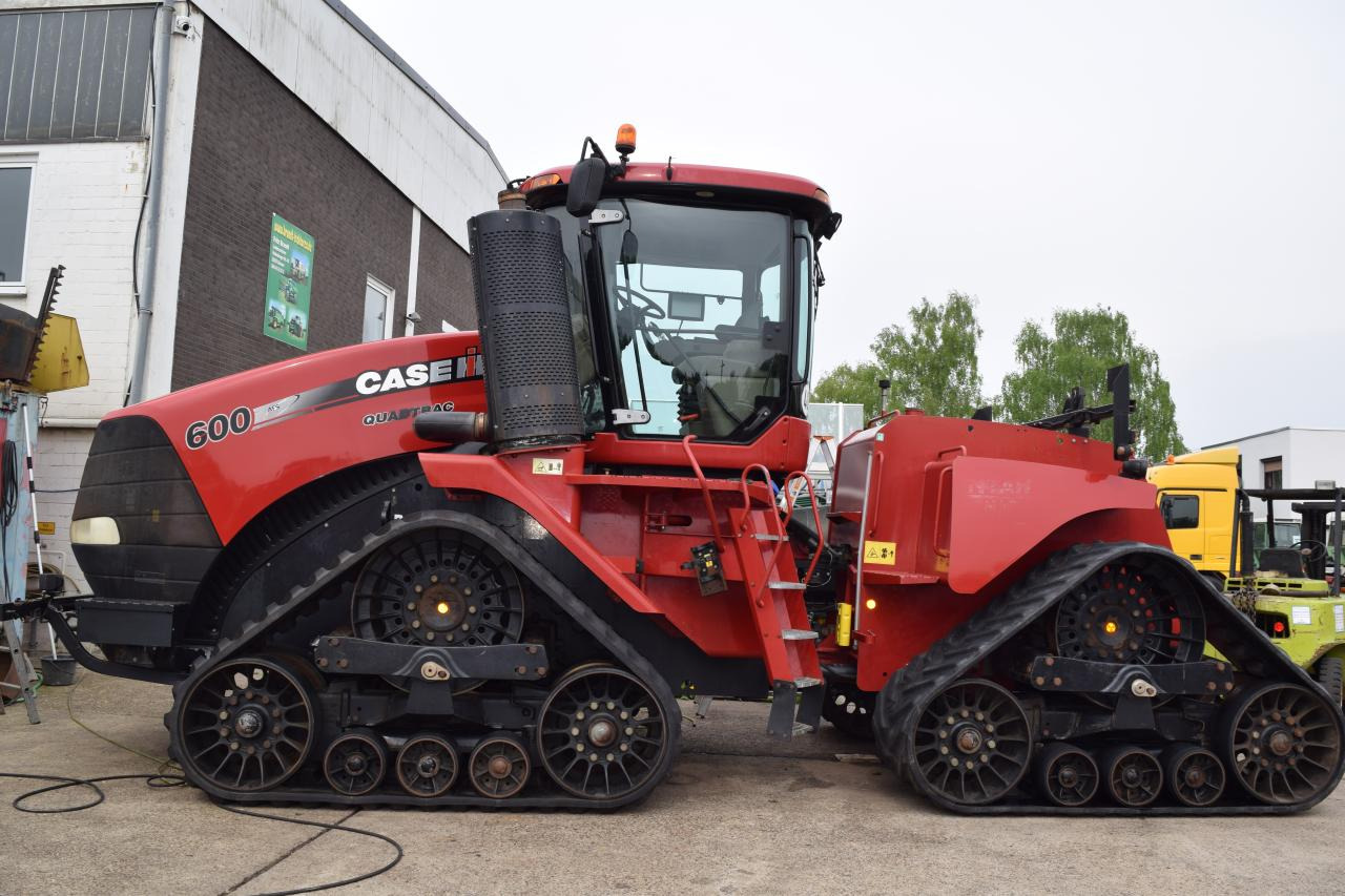 Case-IH Quadtrac 600 - 履带式拖拉机:图3 Case-IH Quadtrac 600 - 履带式拖拉机:图3