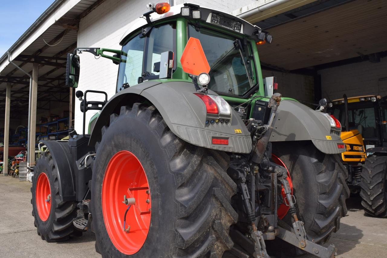 Fendt 826 Vario ProfiPlus, - 拖拉机:图5 Fendt 826 Vario ProfiPlus, - 拖拉机:图5