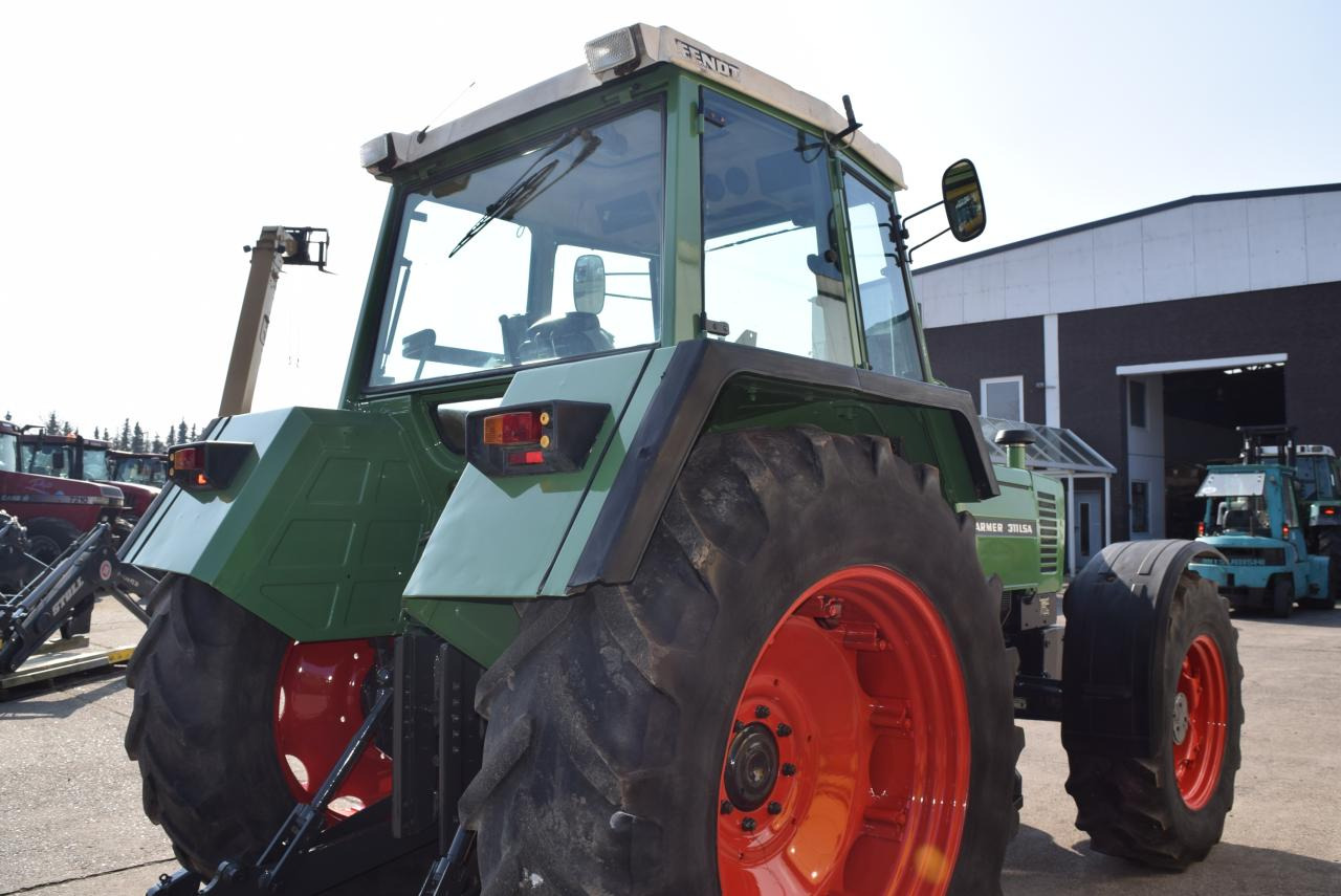 Fendt Farmer 311 LSA - 拖拉机:图3 Fendt Farmer 311 LSA - 拖拉机:图3