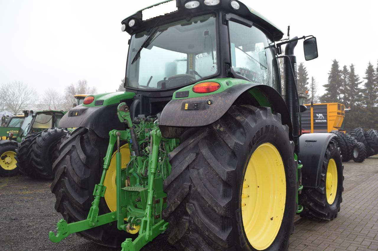 拖拉机 John Deere 6150 R:图6 拖拉机 John Deere 6150 R:图6