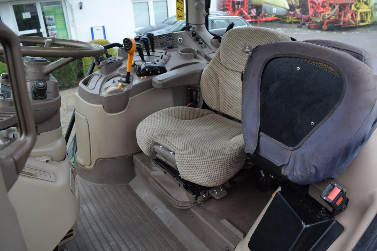 拖拉机 John Deere 6150 R:图8 拖拉机 John Deere 6150 R:图8