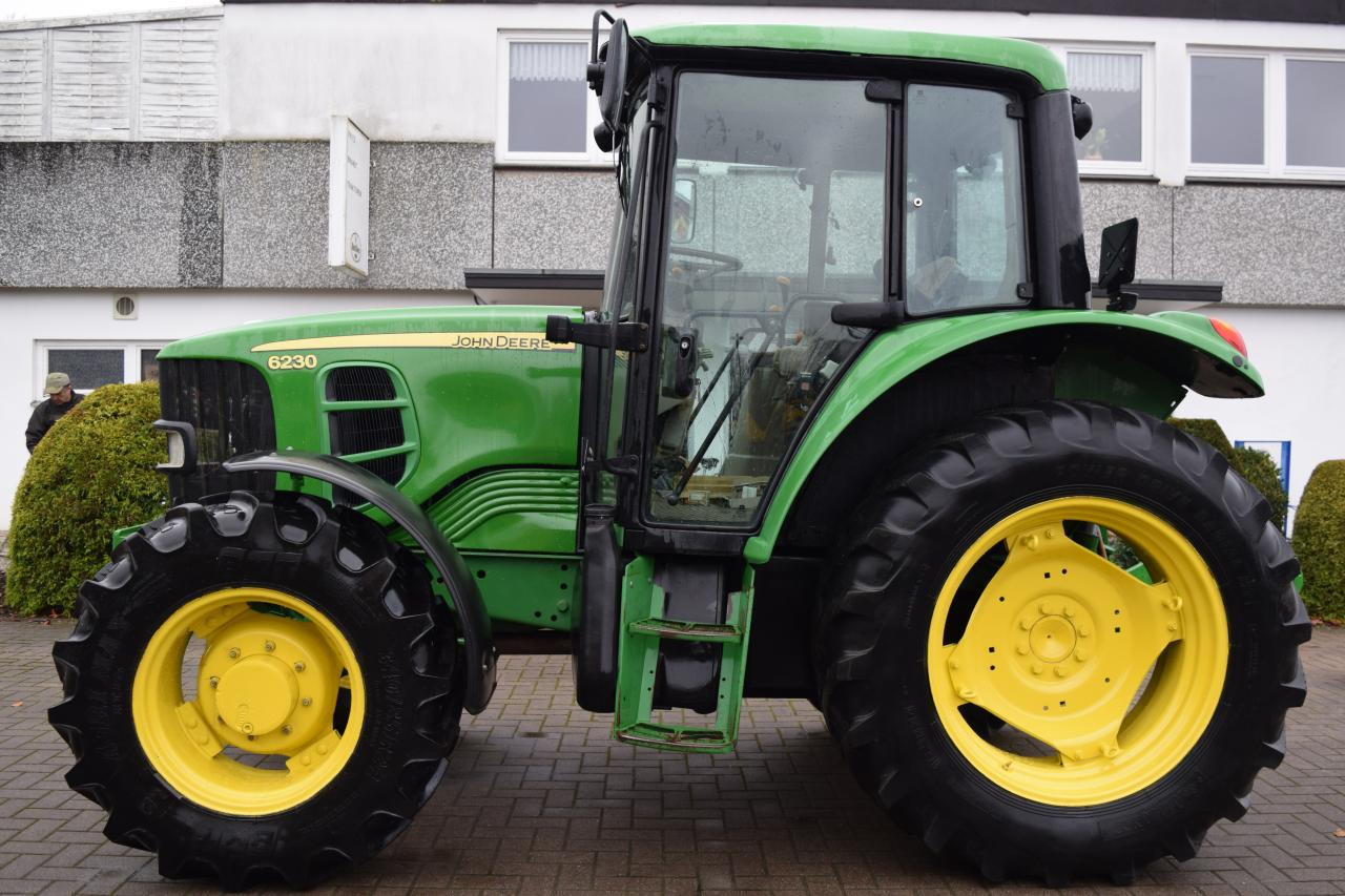 John Deere 6230 - 拖拉机:图4 John Deere 6230 - 拖拉机:图4