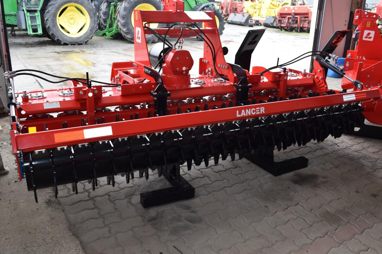 / Lancer URANUS UM290 - 土壤耕作设备:图4 / Lancer URANUS UM290 - 土壤耕作设备:图4