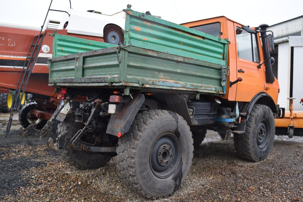 Mercedes-Benz Unimog U1200 - 拖拉机:图4 Mercedes-Benz Unimog U1200 - 拖拉机:图4
