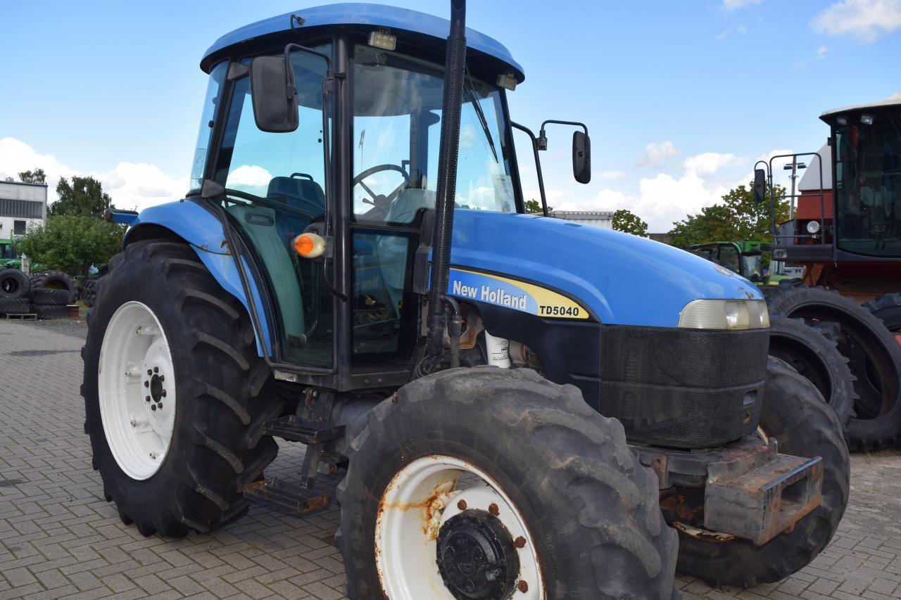 New Holland TD 5040 - 拖拉机:图3 New Holland TD 5040 - 拖拉机:图3