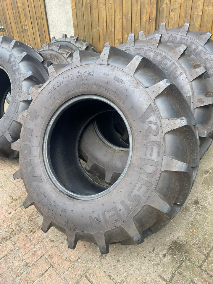 Vredestein 480/70R24 - 轮胎:图1 Vredestein 480/70R24 - 轮胎:图1