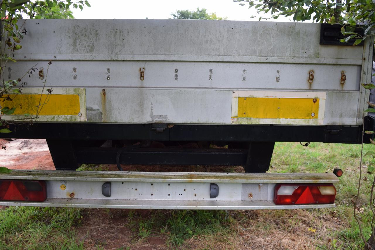 Wielton PTS 34.100 - 侧帘拖车:图5 Wielton PTS 34.100 - 侧帘拖车:图5