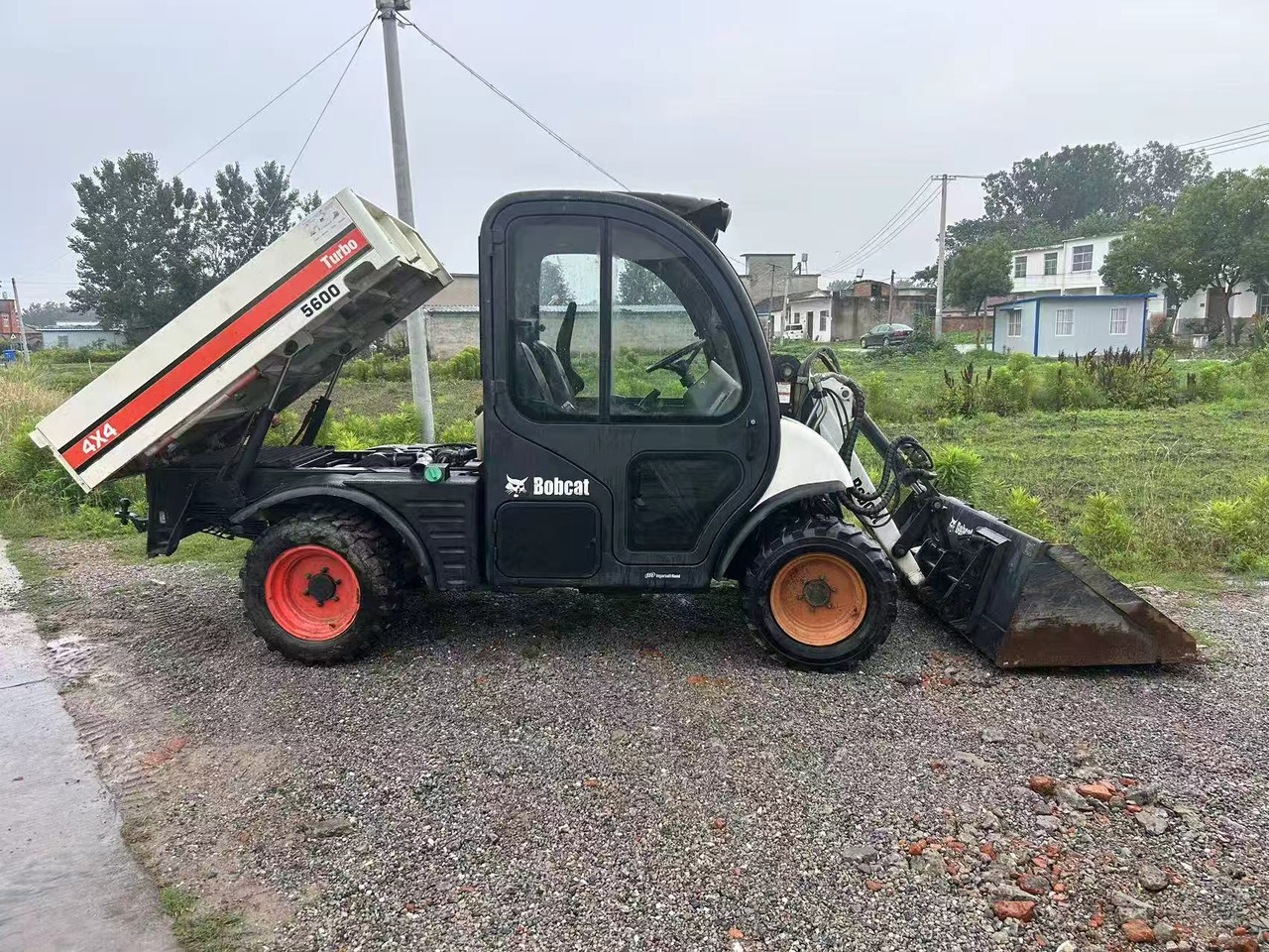 BOBCAT 5600 Toolcat - 滑移装载机:图5 BOBCAT 5600 Toolcat - 滑移装载机:图5