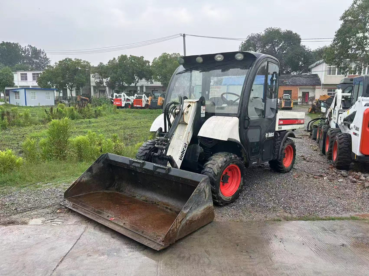 BOBCAT 5600 Toolcat - 滑移装载机:图3 BOBCAT 5600 Toolcat - 滑移装载机:图3