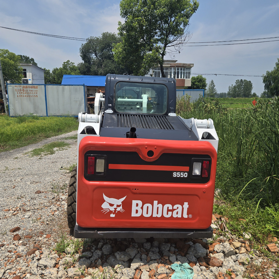 BOBCAT S550 - 滑移装载机:图3 BOBCAT S550 - 滑移装载机:图3