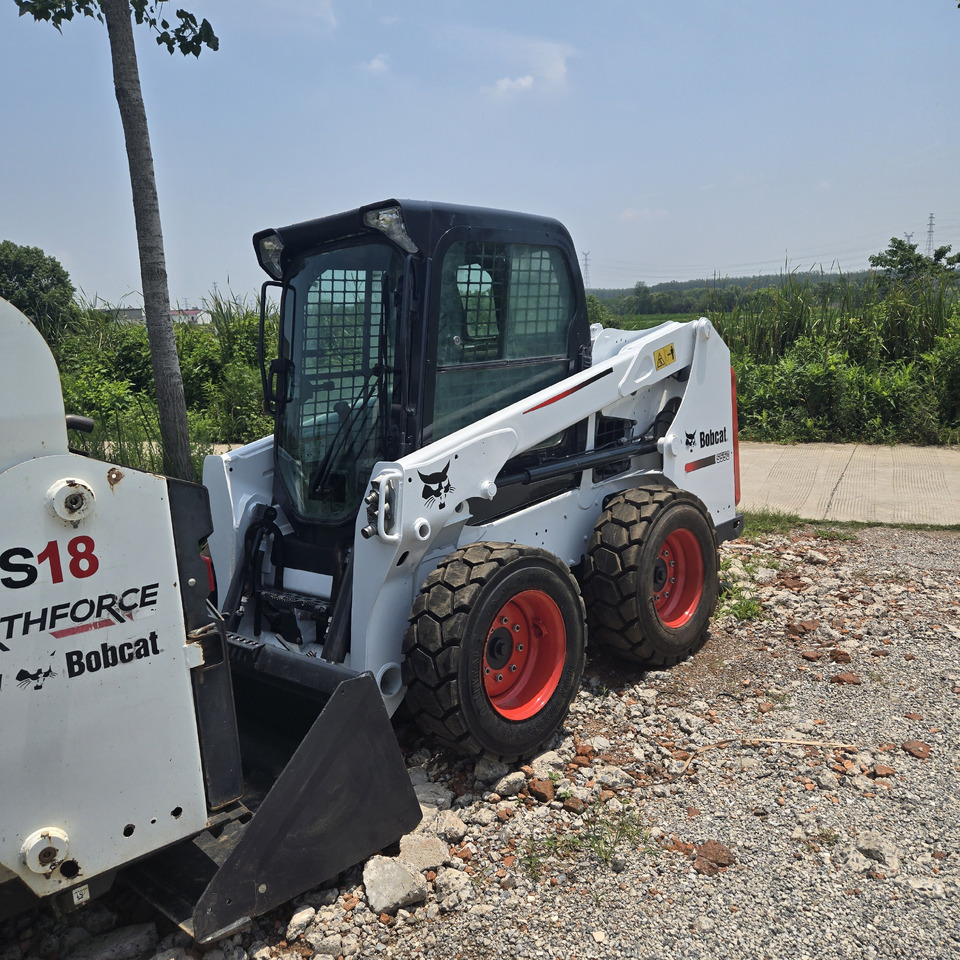 BOBCAT S550 - 滑移装载机:图4 BOBCAT S550 - 滑移装载机:图4