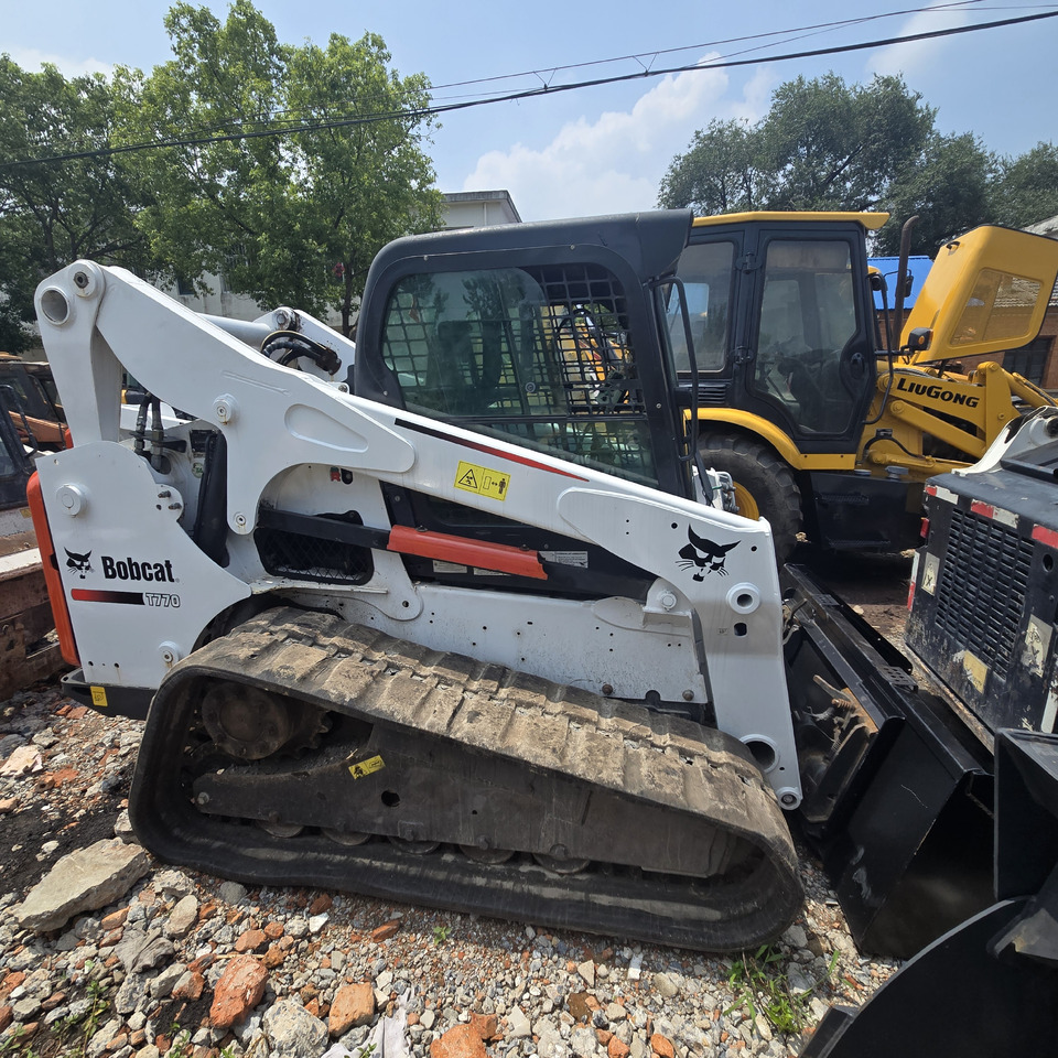 BOBCAT T770 - 滑移装载机:图1 BOBCAT T770 - 滑移装载机:图1