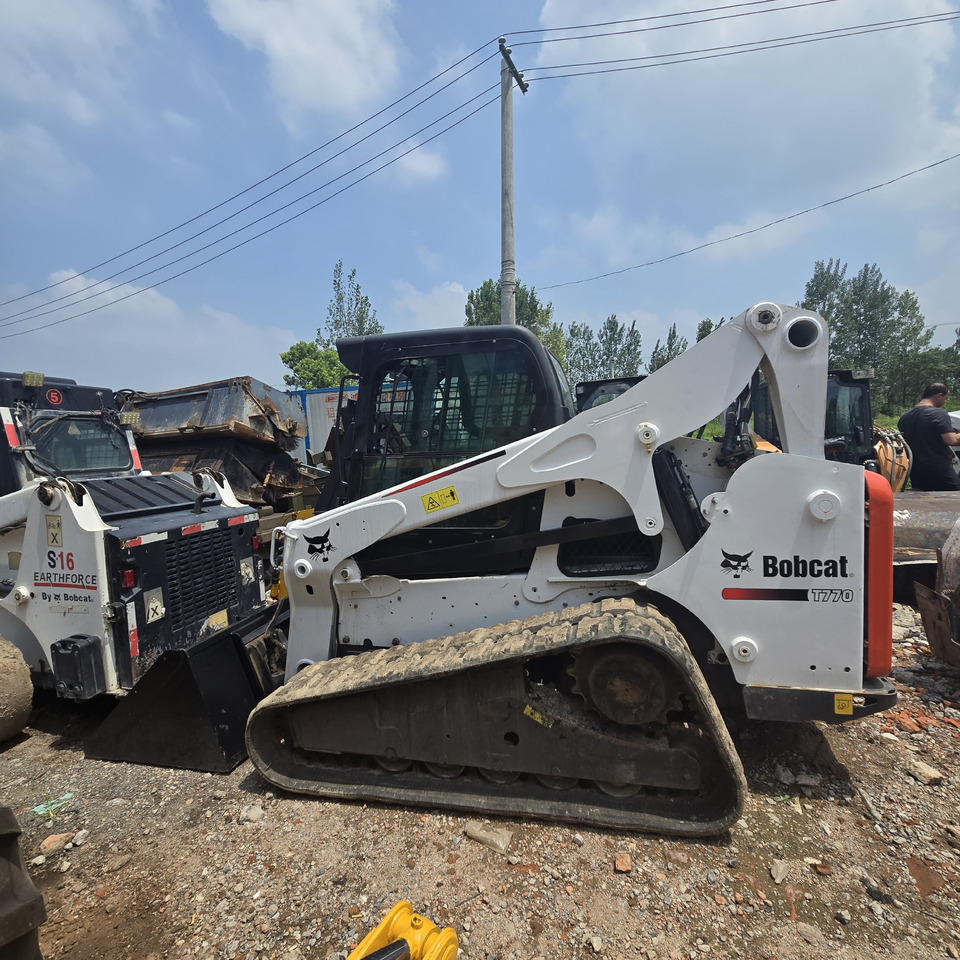 BOBCAT T770 - 滑移装载机:图2 BOBCAT T770 - 滑移装载机:图2