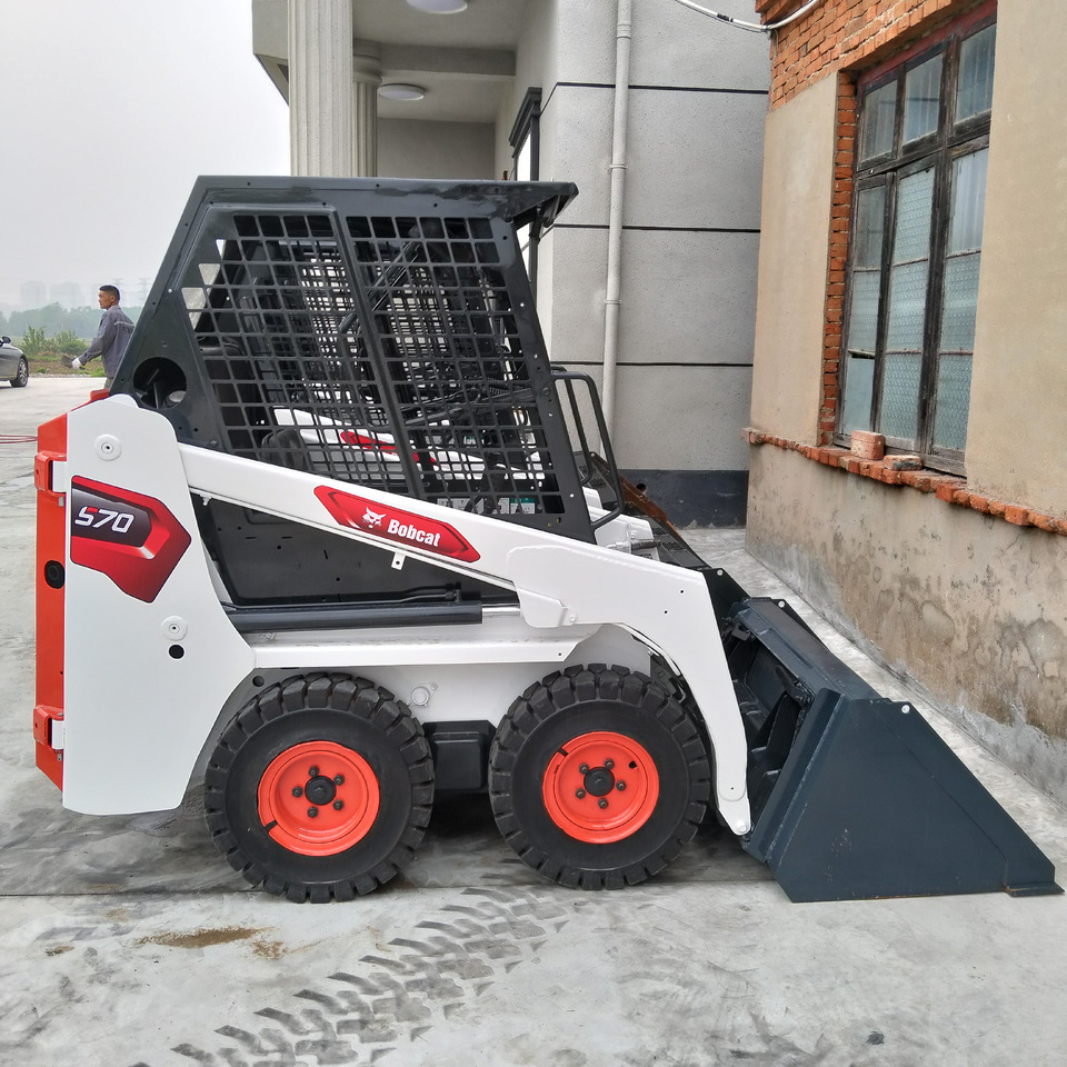 Bobcat S70 - 滑移装载机:图1 Bobcat S70 - 滑移装载机:图1