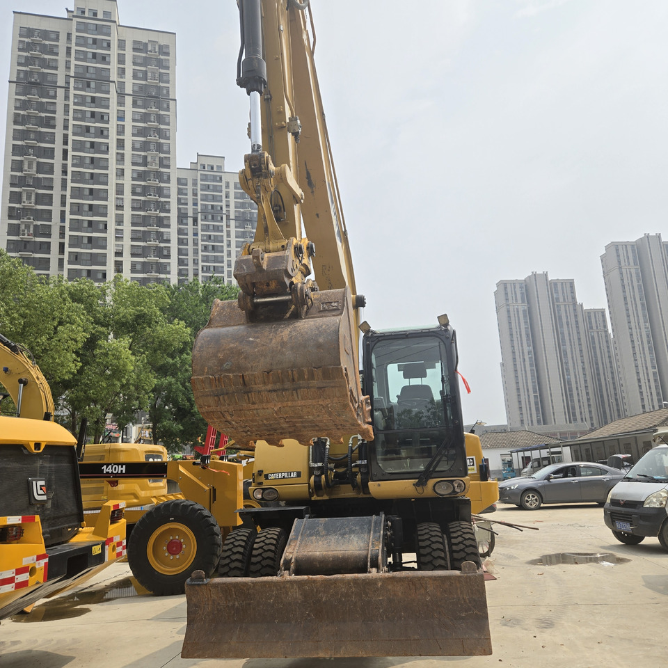 CAT M320D2 - 轮式挖掘机:图2 CAT M320D2 - 轮式挖掘机:图2