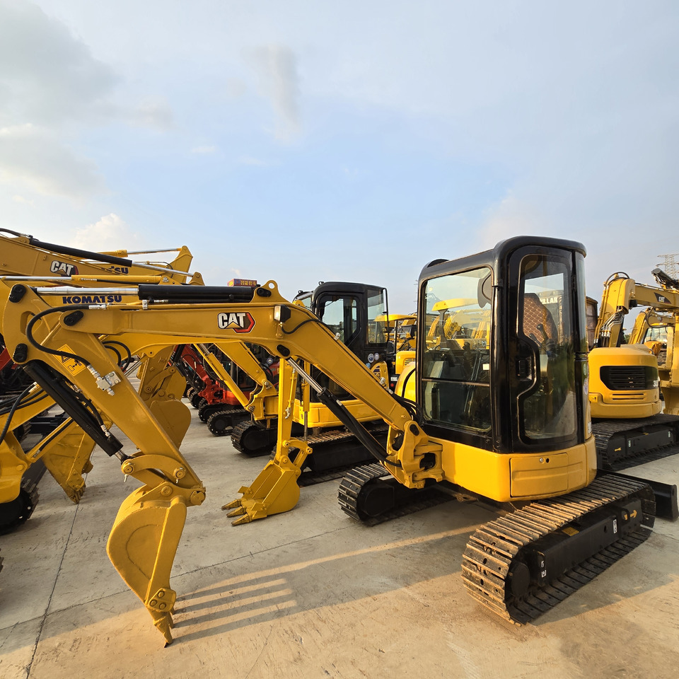 CATERPILLAR 303.5E2 - 小型挖掘机:图2 CATERPILLAR 303.5E2 - 小型挖掘机:图2