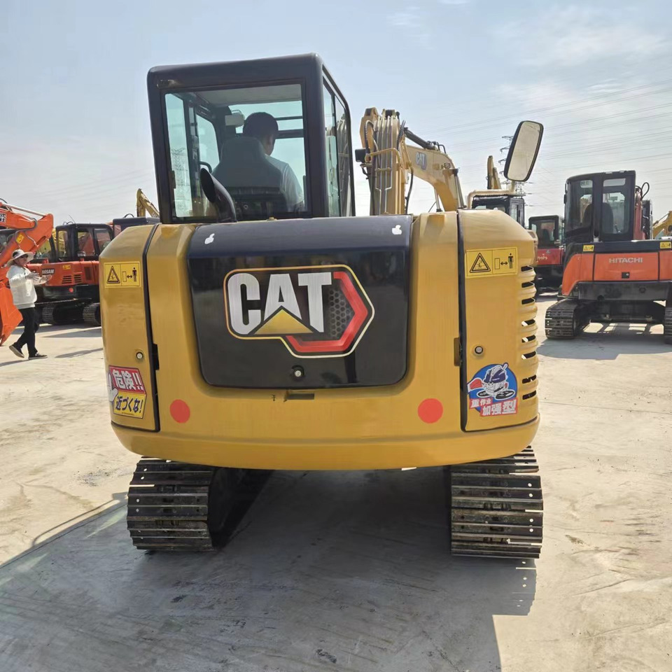 CATERPILLAR 305.5E2 - 小型挖掘机:图4 CATERPILLAR 305.5E2 - 小型挖掘机:图4