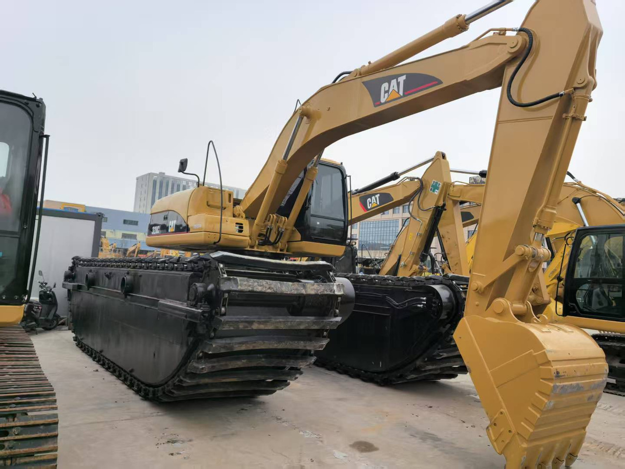 CATERPILLAR 320C boat excavator - 水陆两用挖掘机:图3 CATERPILLAR 320C boat excavator - 水陆两用挖掘机:图3