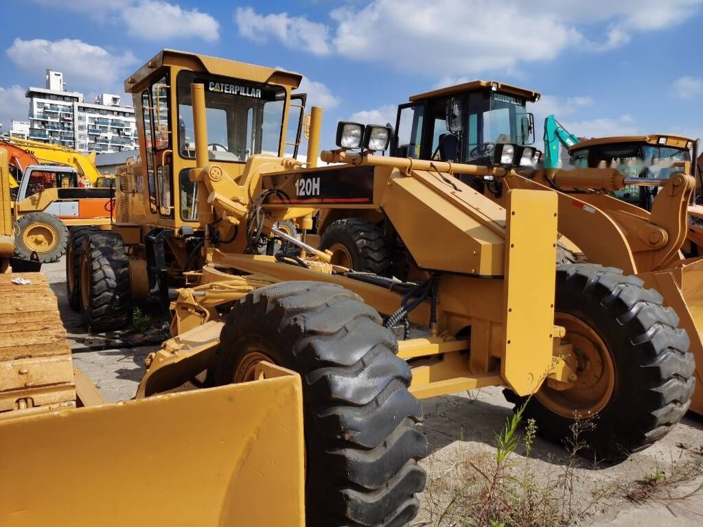 Caterpillar 120 H - 平路机:图3 Caterpillar 120 H - 平路机:图3