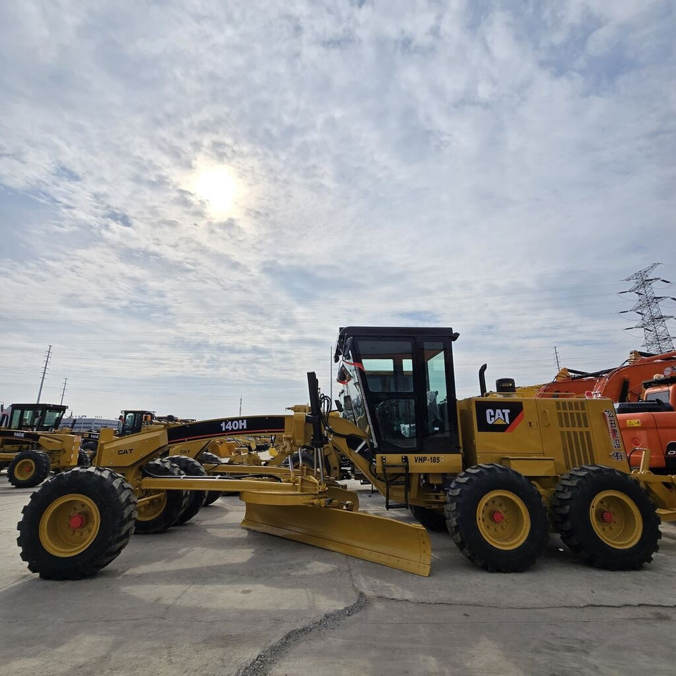 Caterpillar 140H - 平路机:图2 Caterpillar 140H - 平路机:图2