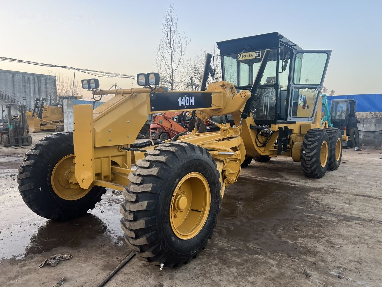 Caterpillar 140H - 平路机:图1 Caterpillar 140H - 平路机:图1