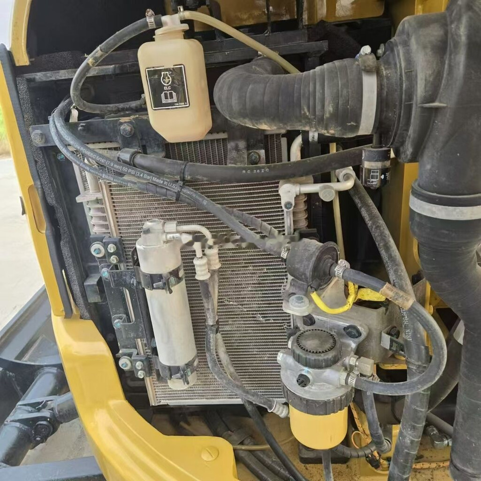Caterpillar 303.5E - 小型挖掘机:图2 Caterpillar 303.5E - 小型挖掘机:图2