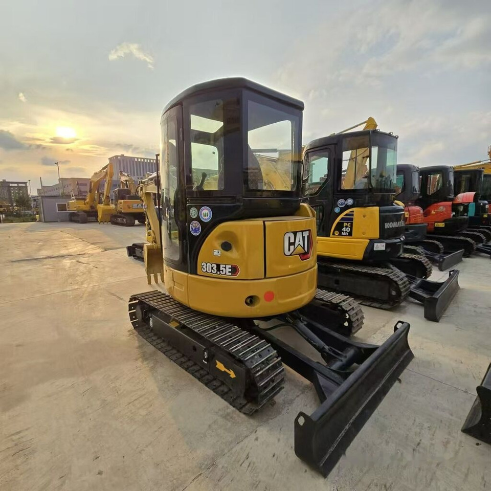 Caterpillar 303.5E - 小型挖掘机:图4 Caterpillar 303.5E - 小型挖掘机:图4