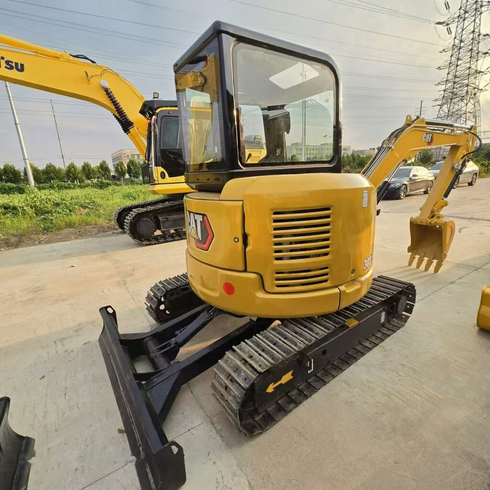 Caterpillar 303.5E - 小型挖掘机:图3 Caterpillar 303.5E - 小型挖掘机:图3