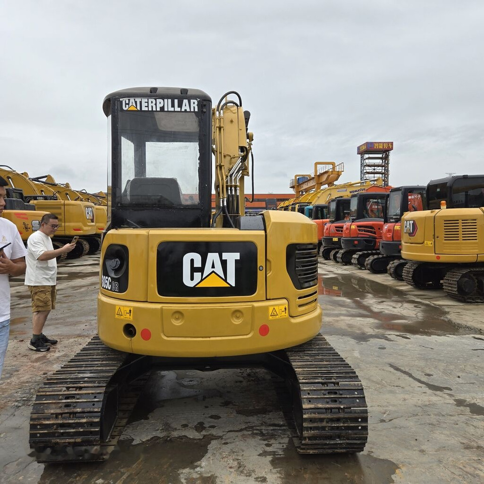 Caterpillar 305C - 小型挖掘机:图1 Caterpillar 305C - 小型挖掘机:图1